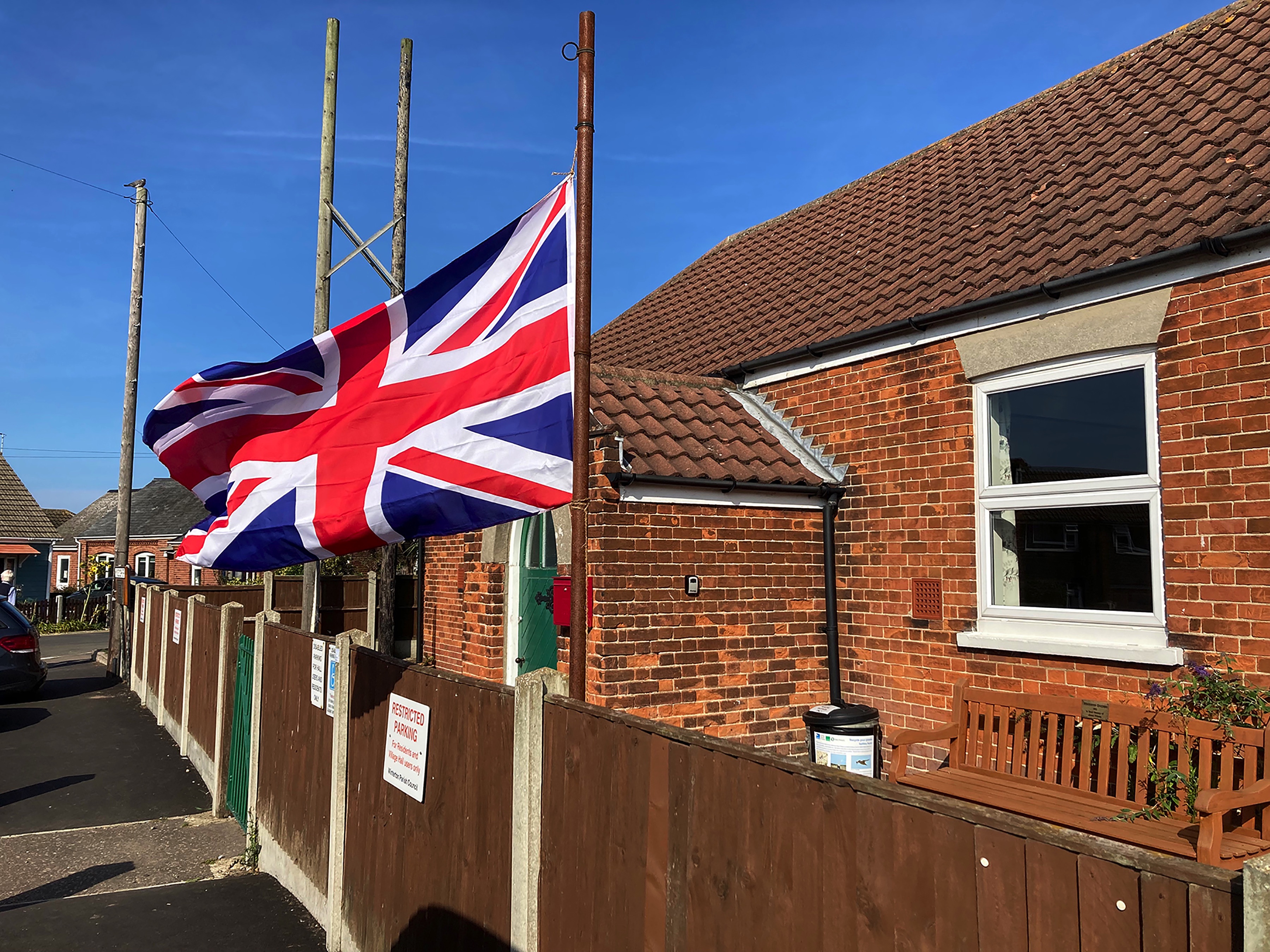 Winterton-on-Sea flag pole